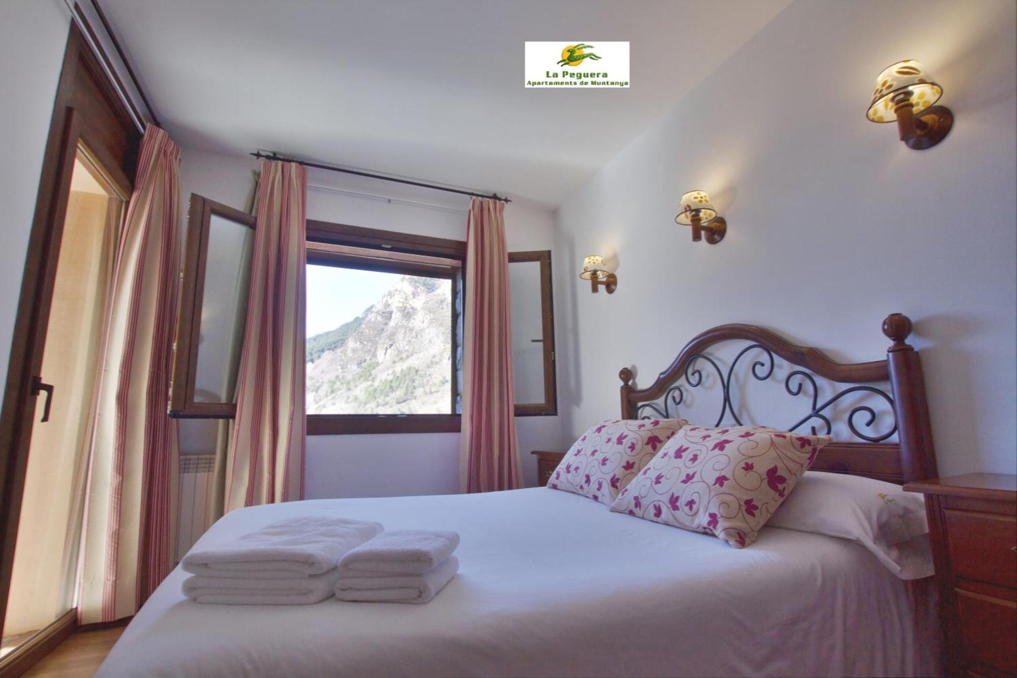 Apartaments La Peguera Bohí Εξωτερικό φωτογραφία
