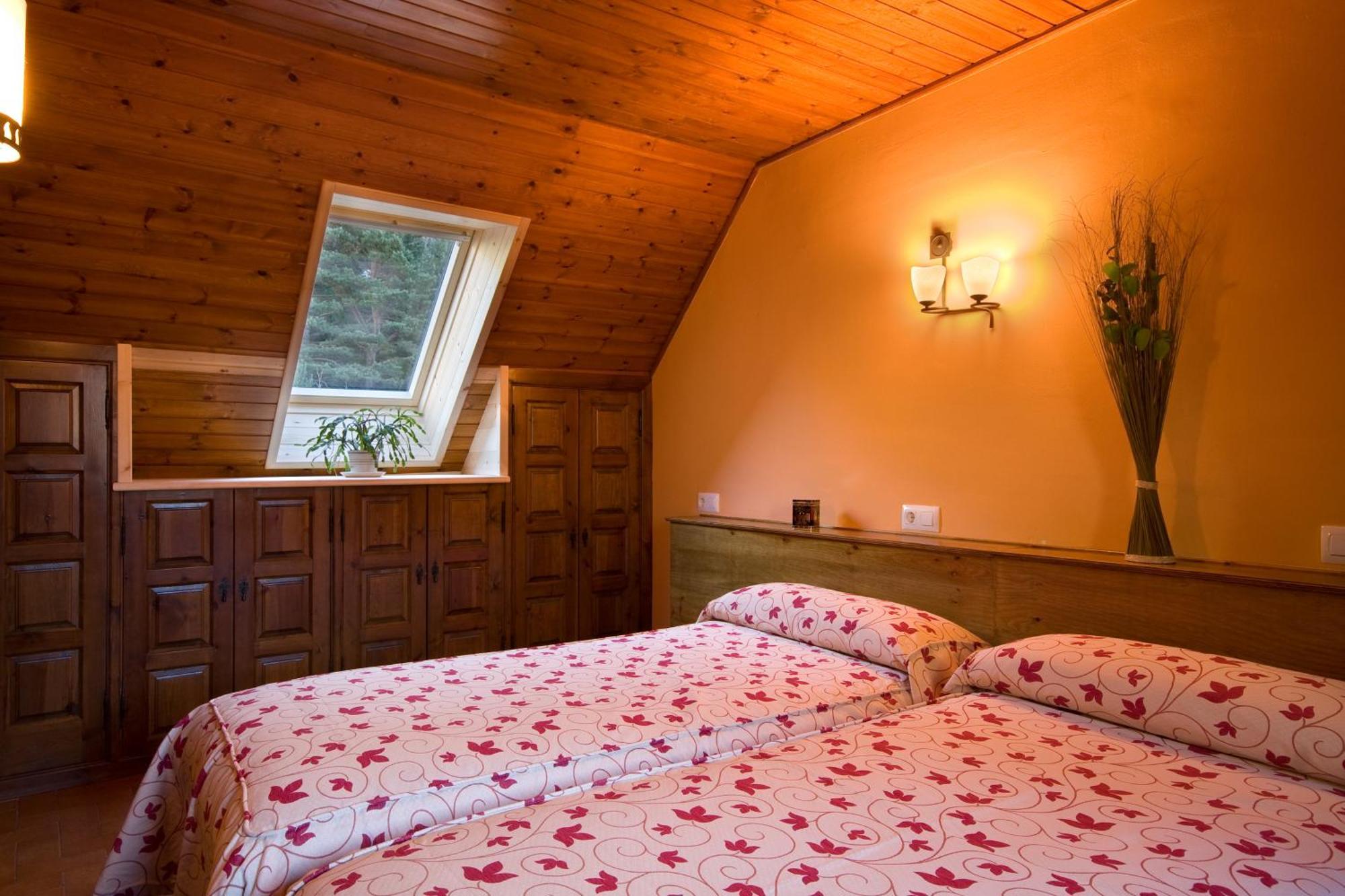 Apartaments La Peguera Bohí Εξωτερικό φωτογραφία