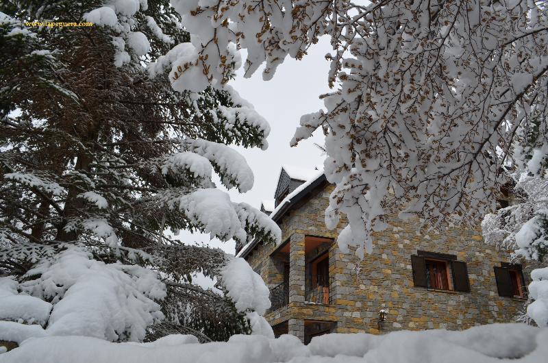 Apartaments La Peguera Bohí Εξωτερικό φωτογραφία